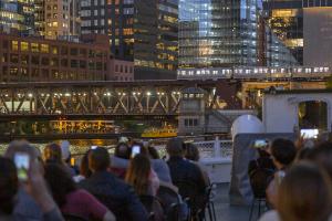 chicago river boat tours
